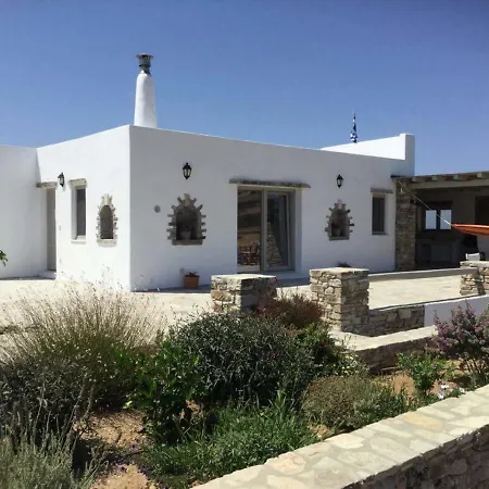 Summer House In Livadia Antiparos