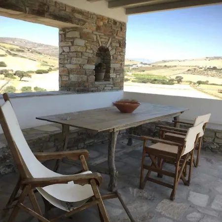 Summer House In Livadia