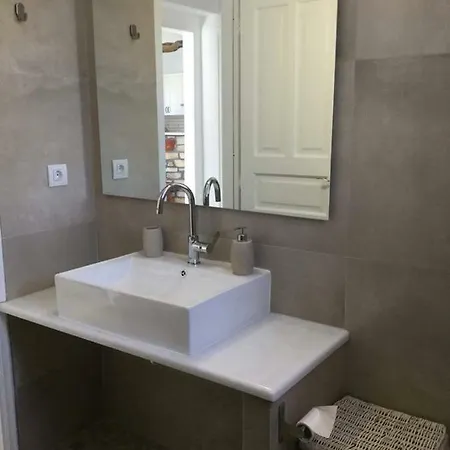 Vakantiehuis Summer House In Livadia *